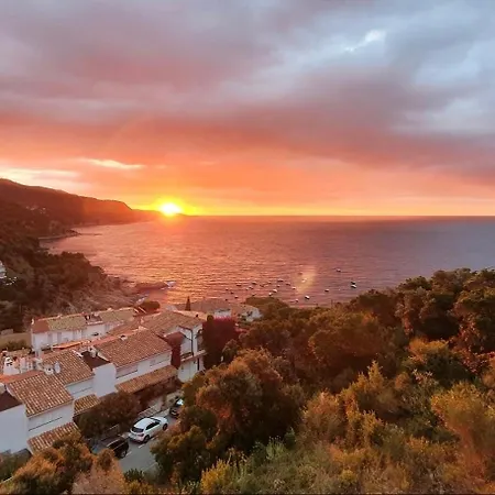 Mediterranean Getaway - Private & Sea Views Tossa de Mar