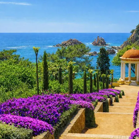 Mediterranean Getaway - Private & Sea Views Tossa de Mar